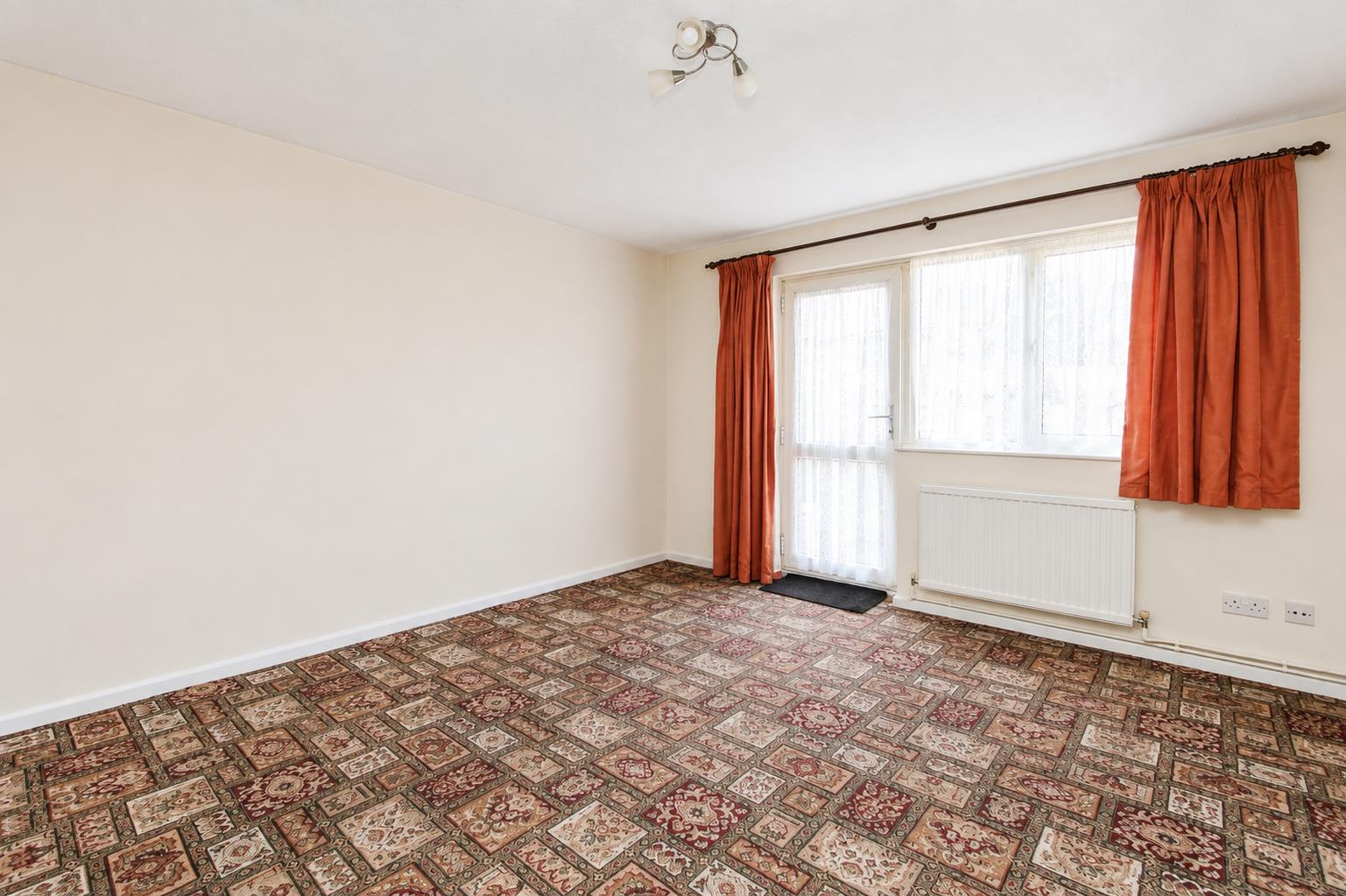 2 bed property in Apeldoorn Drive, Wallington